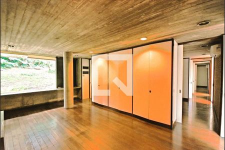 Casa à venda com 3 quartos, 976m² em Cidade Jardim, São Paulo