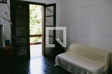 Casa à venda com 3 quartos, 12m² em Maravista, Niterói