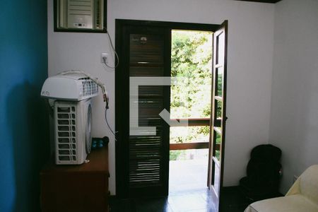 Casa à venda com 3 quartos, 12m² em Maravista, Niterói