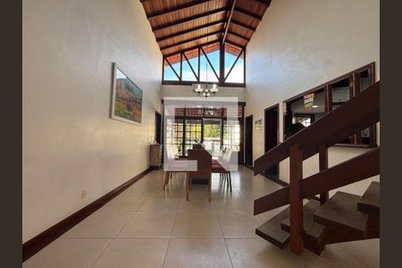 Casa à venda com 4 quartos, 451m² em Badu, Niterói