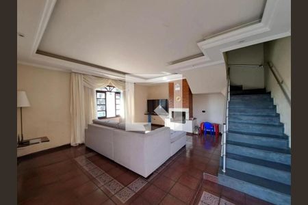 Casa à venda com 3 quartos, 256m² em Parque Terra Nova II, São Bernardo do Campo