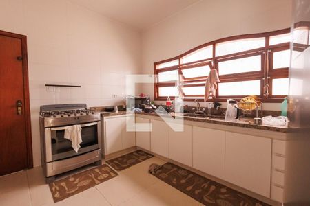 Cozinha de casa para alugar com 5 quartos, 320m² em Independência, Taubaté
