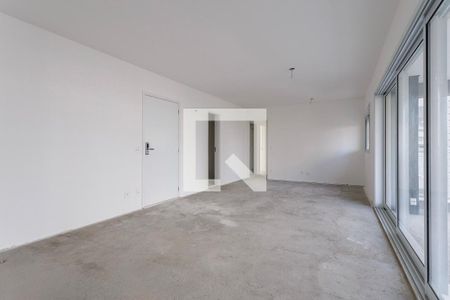 Sala de apartamento à venda com 3 quartos, 157m² em Vila Anastácio, São Paulo