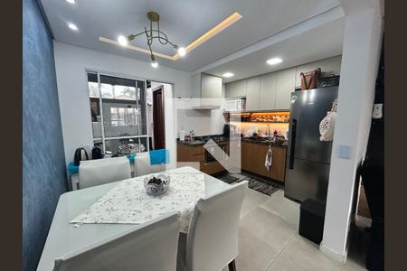 Cozinha de casa de condomínio à venda com 2 quartos, 97m² em Humaitá, Porto Alegre