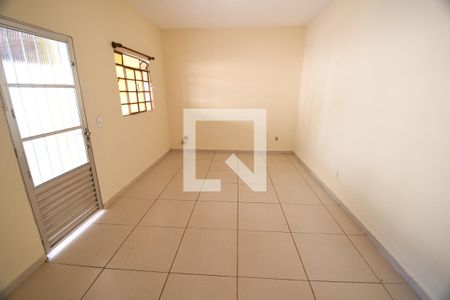 Sala de casa à venda com 3 quartos, 160m² em Vila Santa Isabel, Campinas