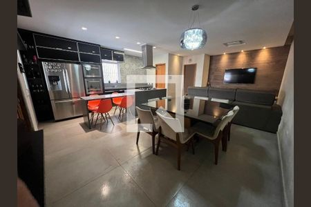 Casa à venda com 3 quartos, 272m² em Vila Carrão, São Paulo