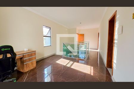 Hall de casa à venda com 4 quartos, 217m² em Sagrada Família, Belo Horizonte