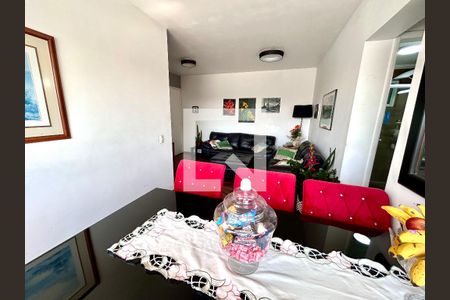 Sala de apartamento à venda com 3 quartos, 70m² em Vila Leonor, Guarulhos