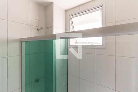 Banheiro de kitnet/studio para alugar com 1 quarto, 36m² em República, São Paulo