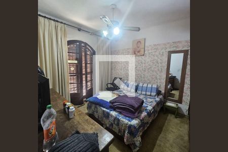 Casa à venda com 4 quartos, 283m² em Jardim Peri Peri, São Paulo