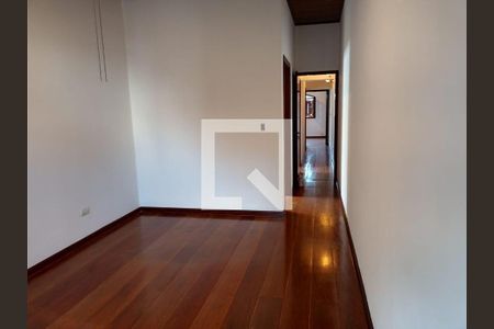 Casa à venda com 3 quartos, 140m² em Cambuci, São Paulo