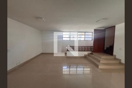 Sala 3 de casa à venda com 4 quartos, 768m² em Vila Madalena, São Paulo
