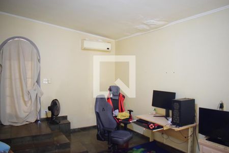 Sala de casa para alugar com 3 quartos, 200m² em Nova Ribeirânia, Ribeirão Preto