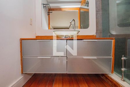 Banheiro da Suíte de apartamento à venda com 1 quarto, 140m² em Petrópolis, Porto Alegre