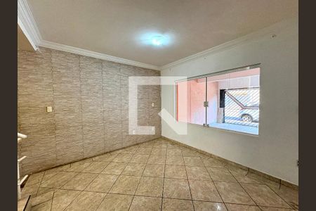 Sala de casa à venda com 3 quartos, 150m² em Aglomeração Urbana de Jundiaí, Jundiaí
