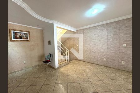 Sala de casa à venda com 3 quartos, 150m² em Aglomeração Urbana de Jundiaí, Jundiaí