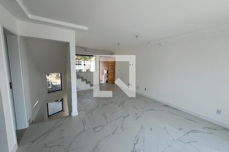 Sala de casa à venda com 3 quartos, 346m² em Jardim Guanabara, Rio de Janeiro