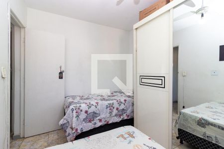 Quarto 1 de apartamento para alugar com 2 quartos, 52m² em Jardim Sulacap, Rio de Janeiro