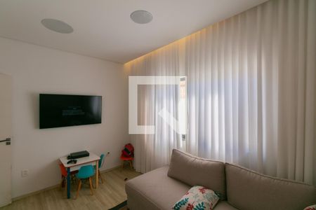 Quarto 1 de casa à venda com 5 quartos, 380m² em Canaa, Belo Horizonte