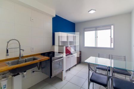Sala/Cozinha de apartamento para alugar com 2 quartos, 33m² em Vila Ema, São Paulo