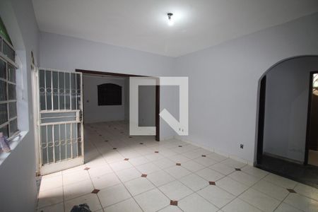 Sala de casa para alugar com 4 quartos, 450m² em Diamante, Belo Horizonte
