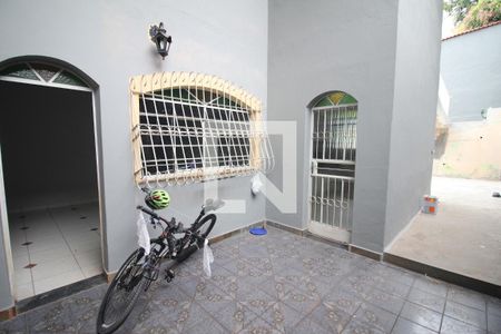 Área de Serviço de casa à venda com 4 quartos, 450m² em Diamante, Belo Horizonte