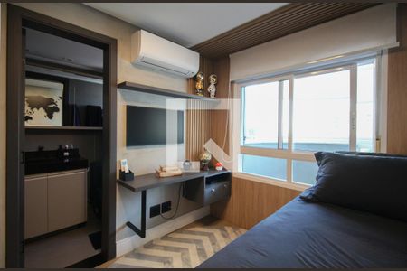 Suíte 1 de apartamento para alugar com 2 quartos, 190m² em Vila Suzana, São Paulo