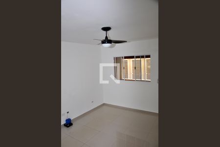 Sala de casa à venda com 2 quartos, 71m² em Vila Cruz das Almas, São Paulo