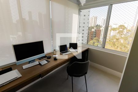 Escritório de apartamento à venda com 4 quartos, 192m² em Vila Andrade, São Paulo