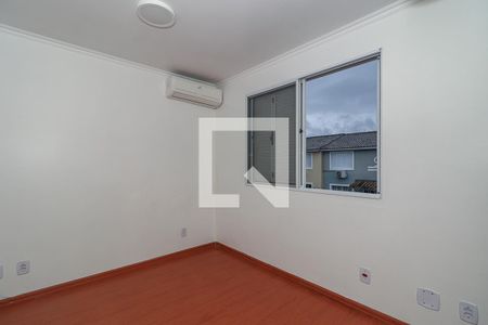 Quarto de casa de condomínio à venda com 3 quartos, 91m² em Sarandi, Porto Alegre