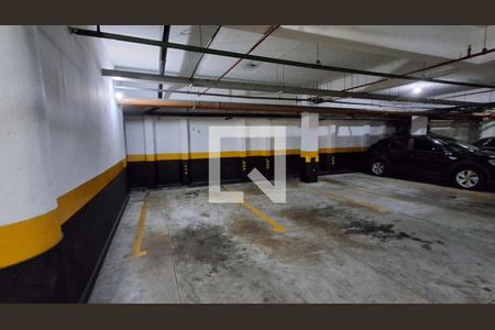 Garagem de kitnet/studio para alugar com 2 quartos, 42m² em Santa Paula, São Caetano do Sul