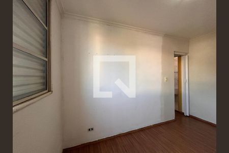 Quarto 1 de apartamento para alugar com 2 quartos, 49m² em Jardim Santo Elias, São Paulo
