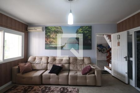 Sala de casa à venda com 2 quartos, 195m² em São José, Canoas