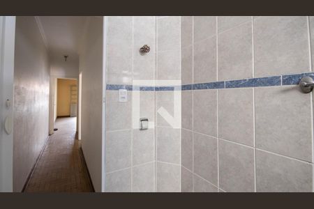 Banheiro de casa de condomínio à venda com 2 quartos, 60m² em Carandiru, São Paulo