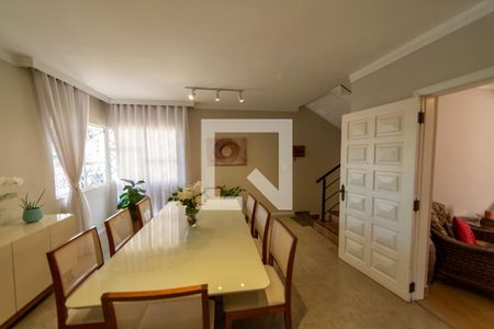 Sala de casa à venda com 3 quartos, 220m² em Vila Sao Joao, Barueri