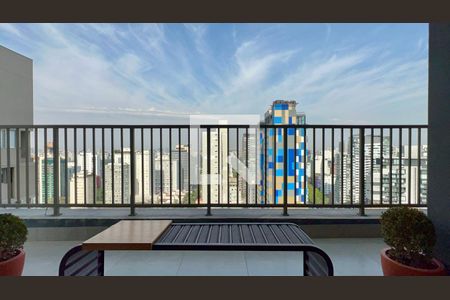 Varanda de kitnet/studio à venda com 1 quarto, 78m² em Cerqueira César, São Paulo