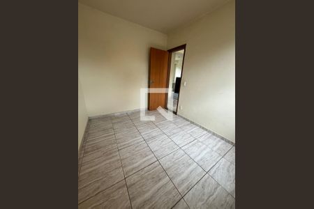 Quarto de apartamento para alugar com 2 quartos, 43m² em Jardim Vitoria, Belo Horizonte