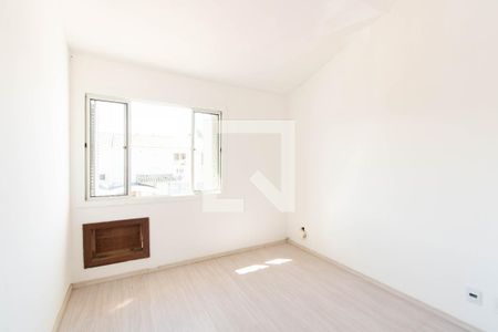 Quarto de casa de condomínio à venda com 2 quartos, 80m² em Rio Branco, Canoas