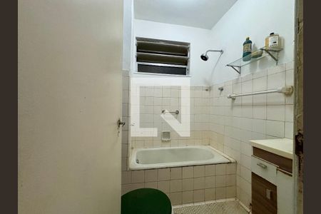 Suíte - banheiro de apartamento à venda com 1 quarto, 35m² em Botafogo, Rio de Janeiro