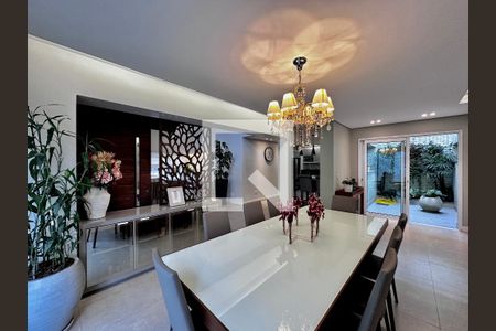 Sala de casa à venda com 5 quartos, 490m² em Chácara Monte Alegre, São Paulo