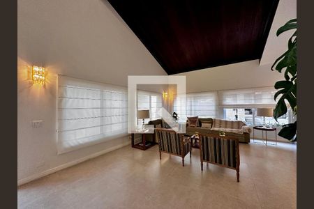 Sala de casa à venda com 5 quartos, 490m² em Chácara Monte Alegre, São Paulo