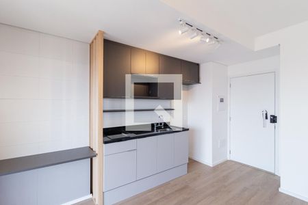 Sala/Cozinha de apartamento para alugar com 1 quarto, 38m² em Centro, Osasco