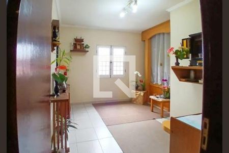 Foto 01 de casa à venda com 3 quartos, 160m² em Vila Fachini, São Paulo