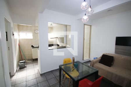 Sala de apartamento para alugar com 2 quartos, 50m² em Vila Caiçara, Praia Grande