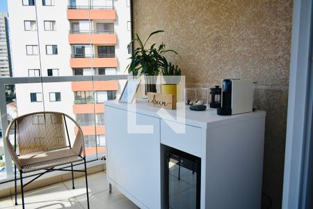 Sacada de apartamento à venda com 2 quartos, 58m² em Chácara Inglesa, São Paulo