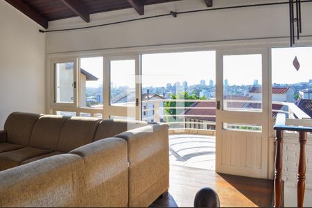 Sala de casa de condomínio para alugar com 4 quartos, 300m² em Nonoai, Porto Alegre