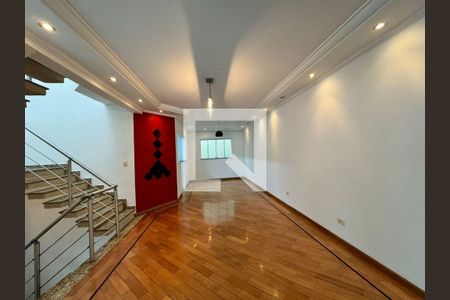 Casa à venda com 3 quartos, 228m² em Vila Gilda, Santo André