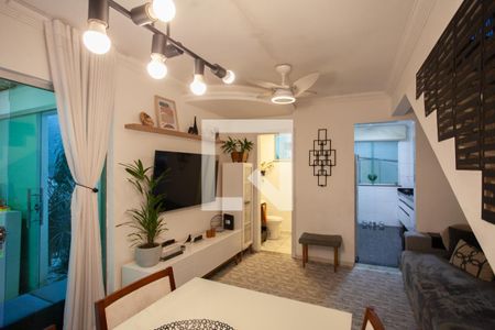 Sala de casa de condomínio à venda com 2 quartos, 103m² em Minaslandia, Belo Horizonte