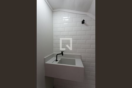 Lavabo de casa à venda com 3 quartos, 121m² em Vila Carrão, São Paulo