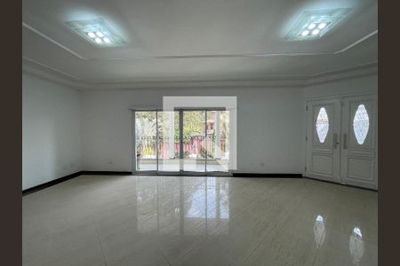 Sala 1 de casa de condomínio para alugar com 6 quartos, 500m² em Parque dos Principes, São Paulo